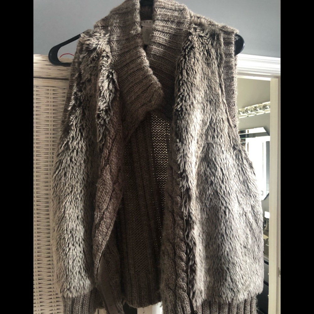 Taupe fur front zip up vest